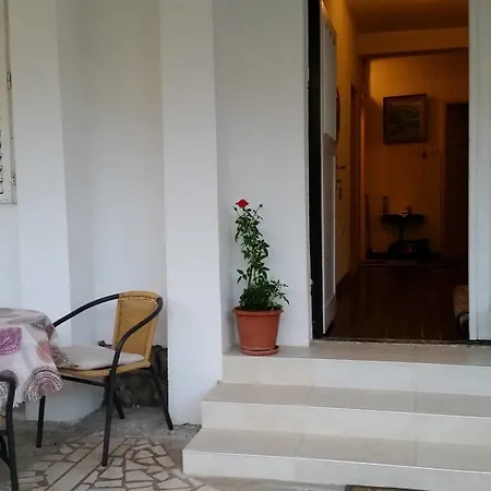 Dali Apartment
