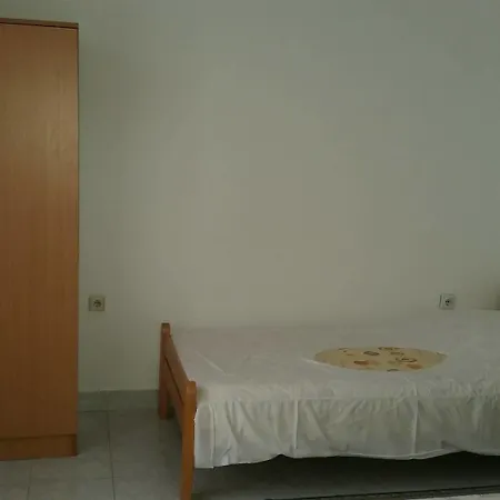 Dali Apartman *