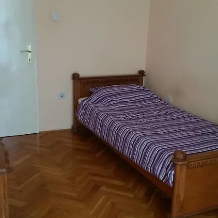 Apartman Dali *